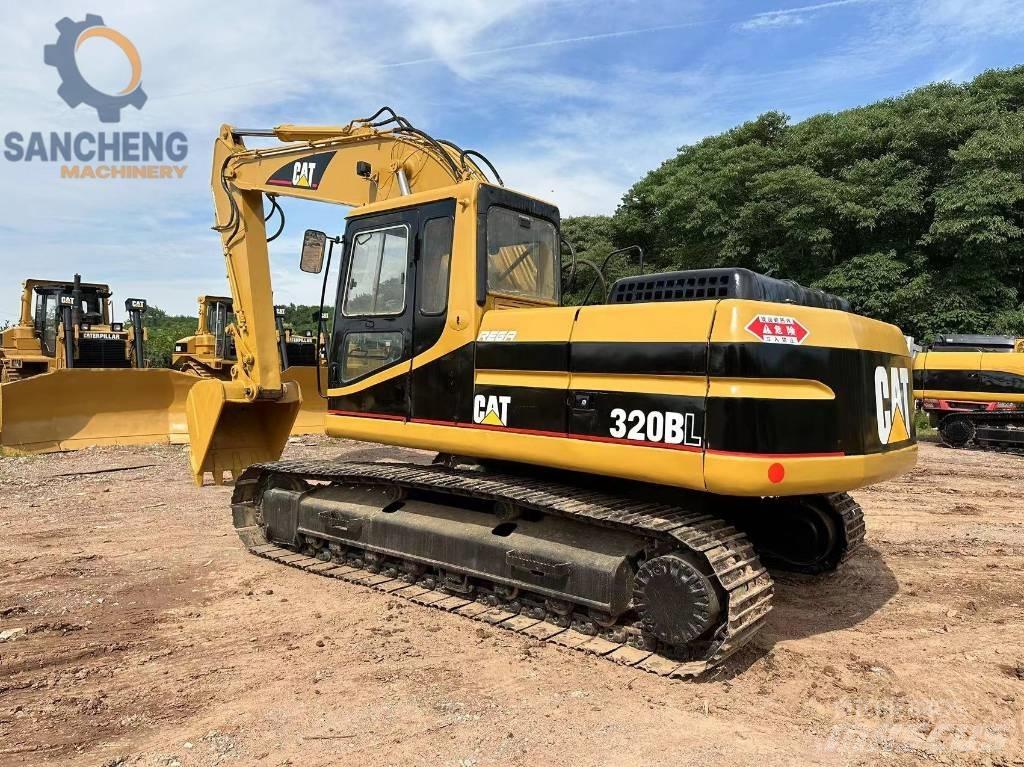 CAT 320 B L Pásové rýpadlá