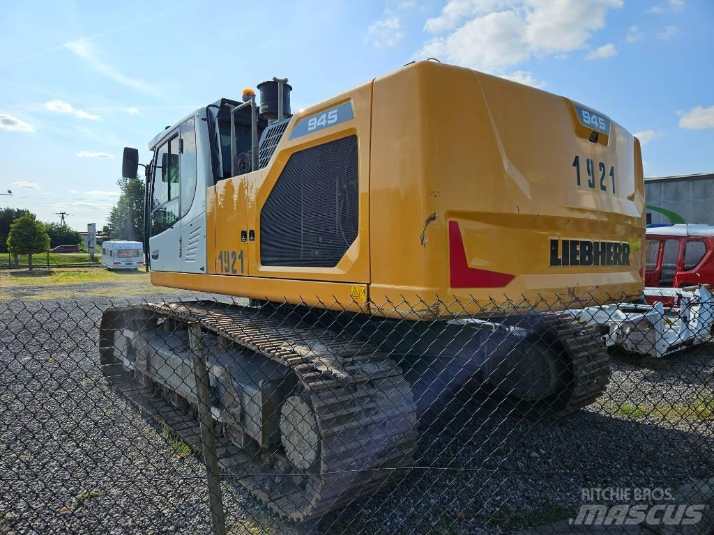Liebherr R 945 Pásové rýpadlá