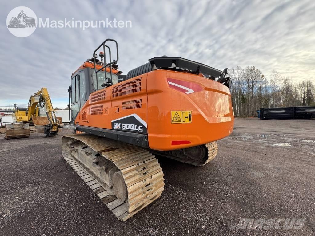 Doosan DX 300 LC Pásové rýpadlá