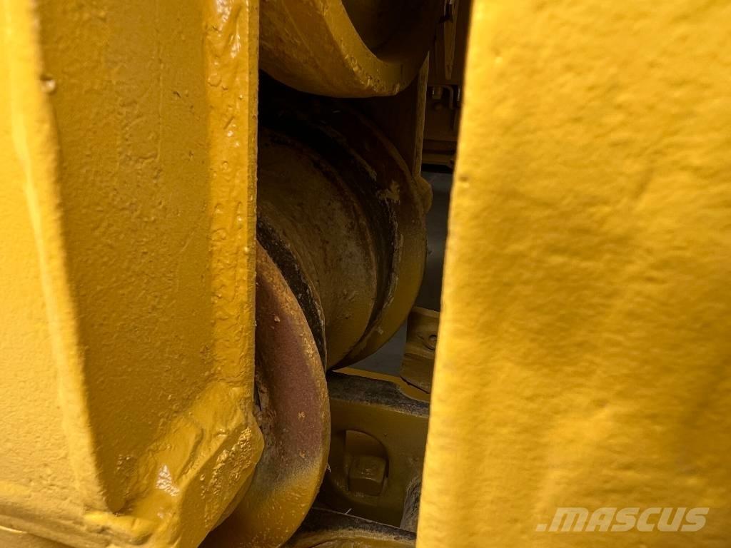 CAT D6H XL Pásové dozéry