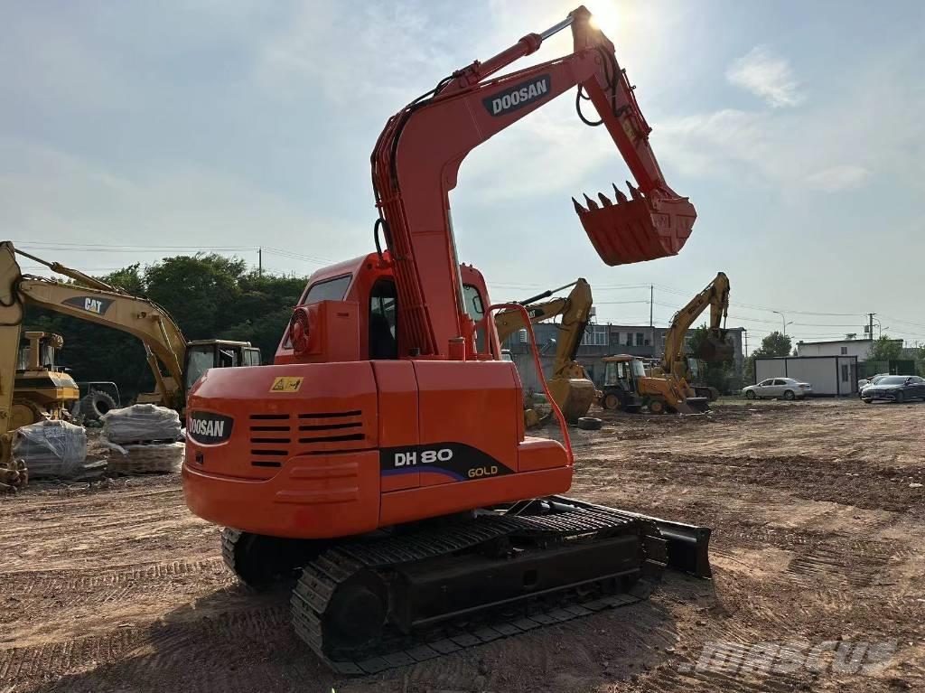 Doosan DH 80 Pásové rýpadlá