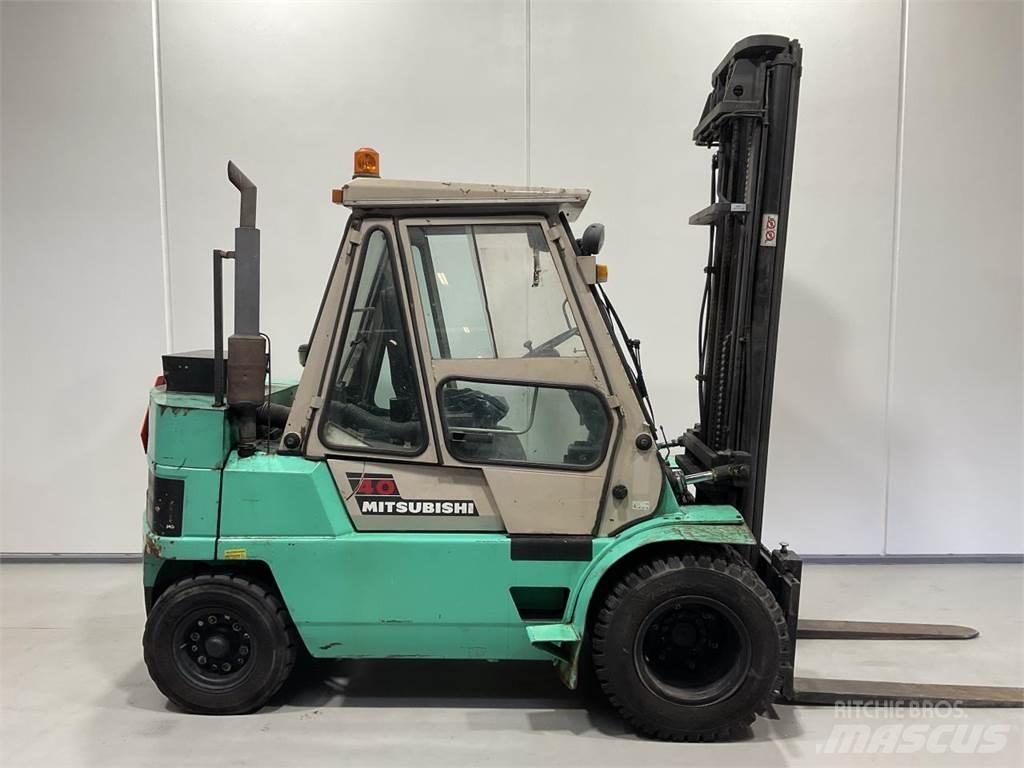 Mitsubishi FD40T Dieselové vozíky