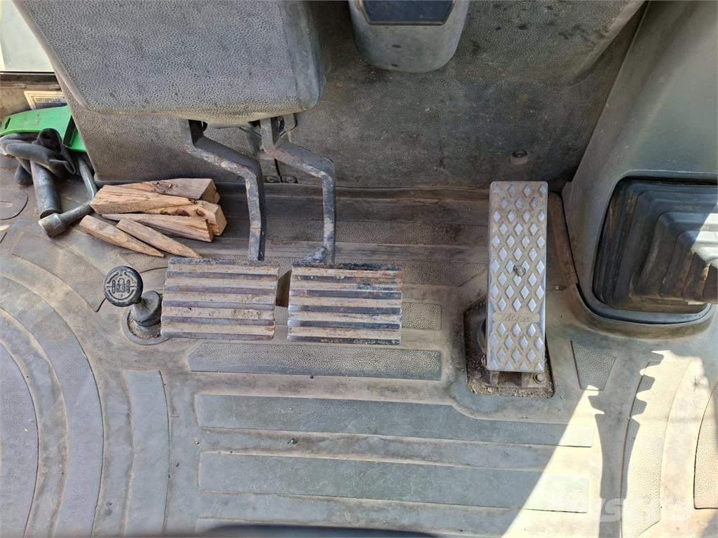 CAT 428D 4X4 Stavebníctvo - ostatné