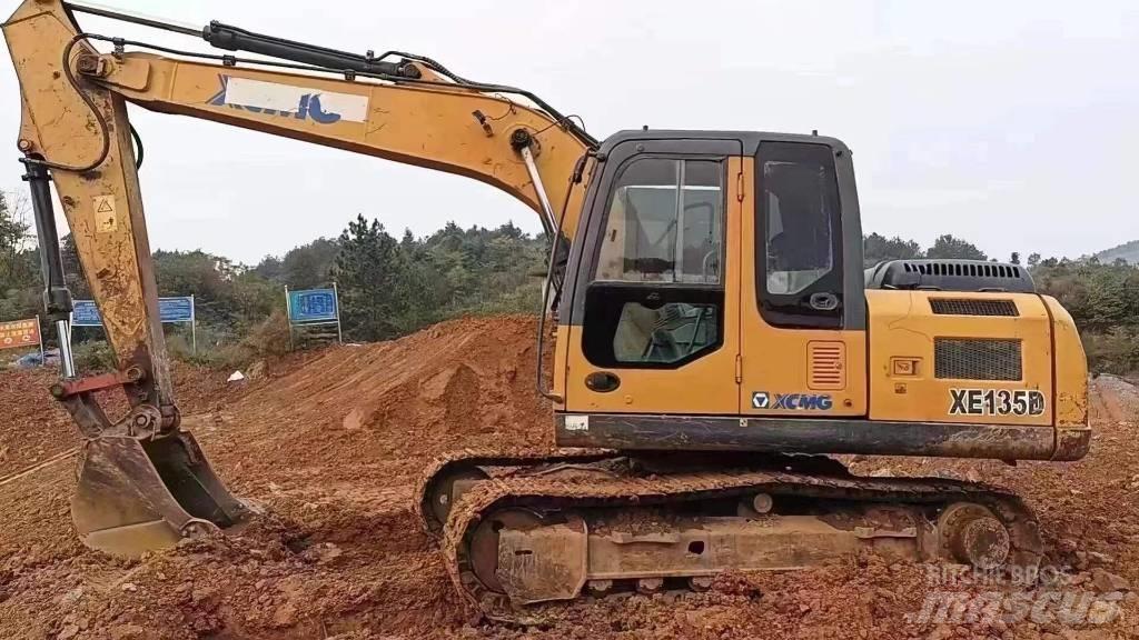 XCMG XE 135 D Pásové rýpadlá