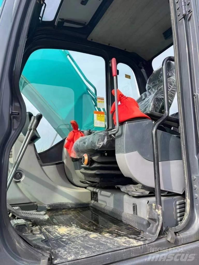 Kobelco SK210 Pásové rýpadlá
