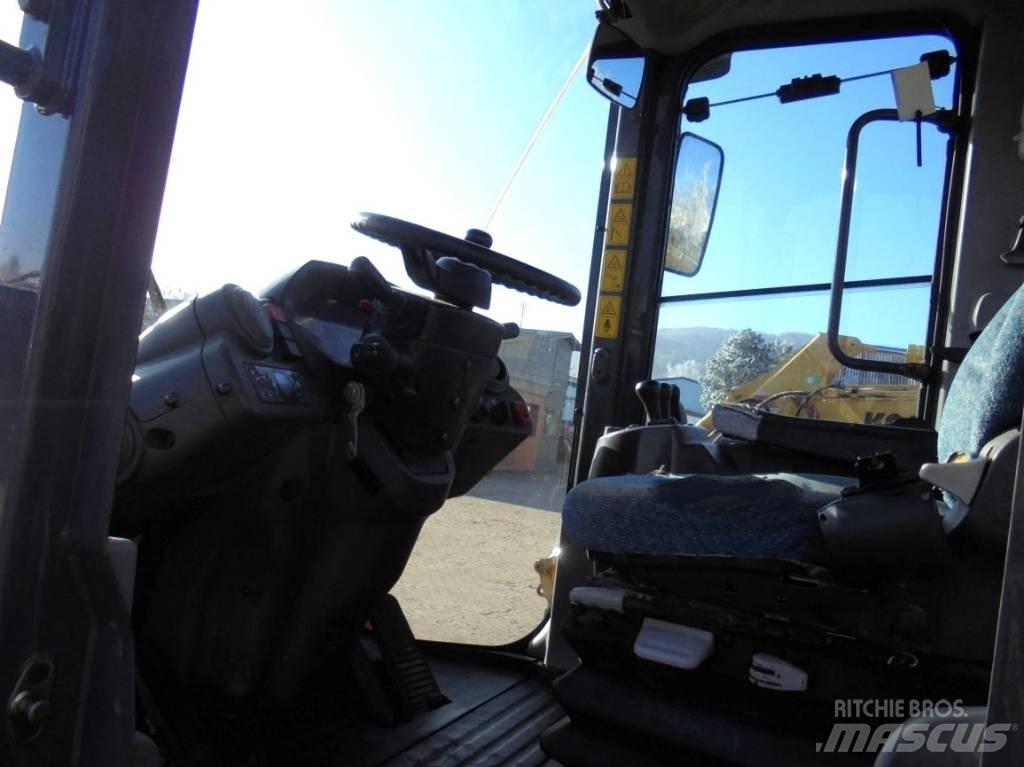 Hitachi ZW 180 Kolesové nakladače