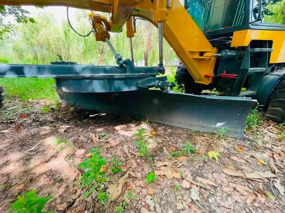 XCMG GR1803 Grejdery