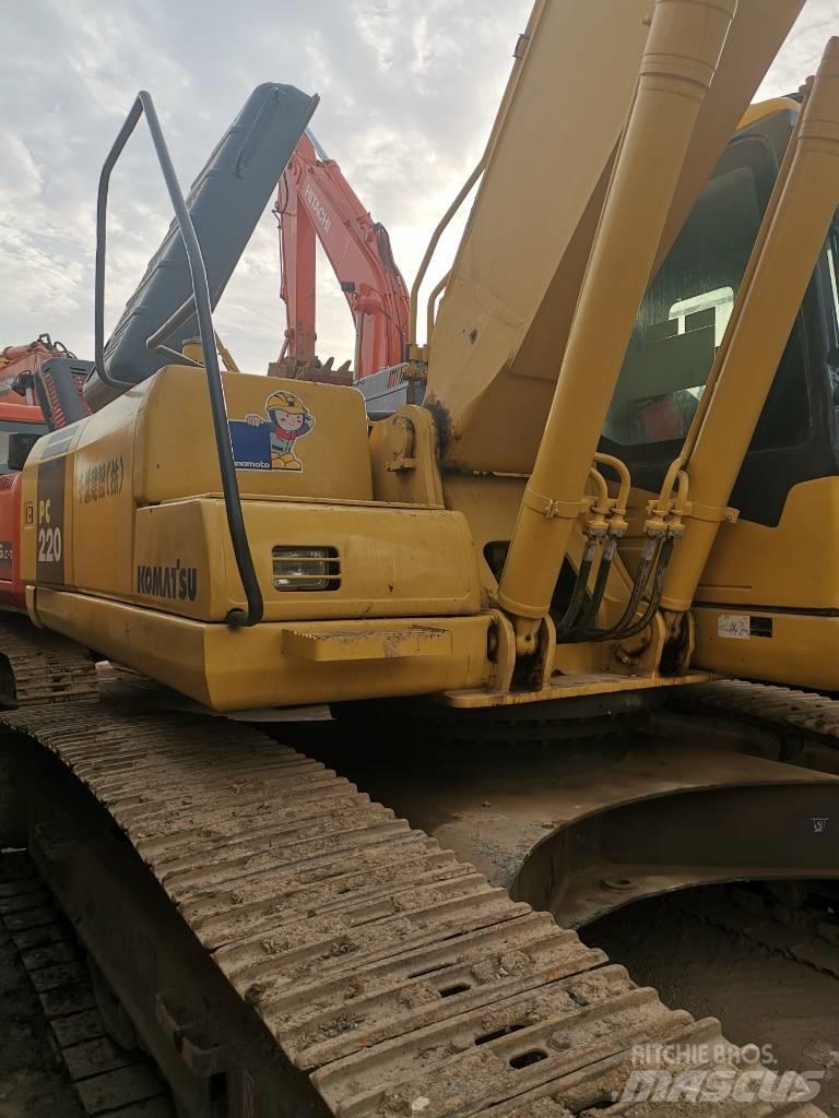 Komatsu PC 220 LC-7 Pásové rýpadlá