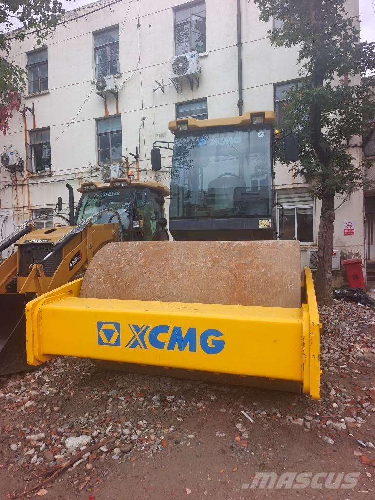 XCMG XS203J Ťahačové valce