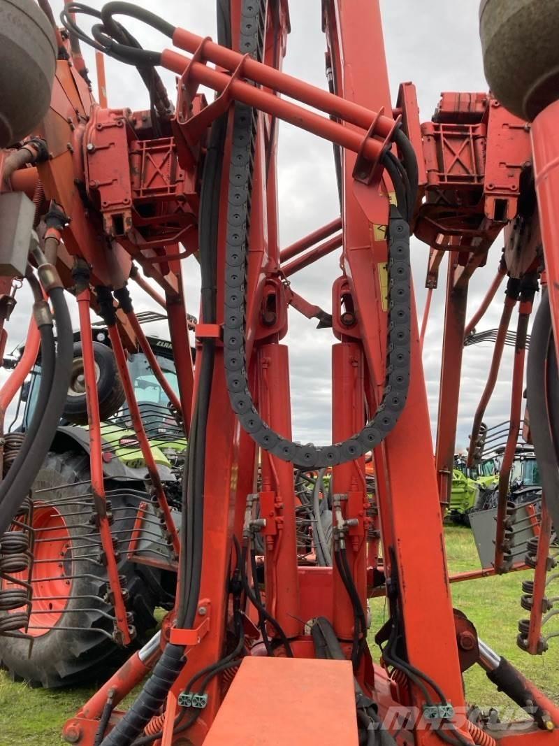 Kuhn GA 15021 Riadkovacie žacie stroje