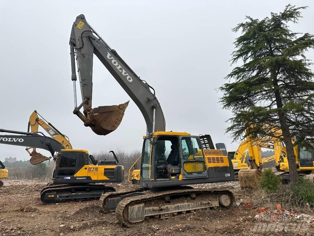 Volvo EC 210 Pásové rýpadlá