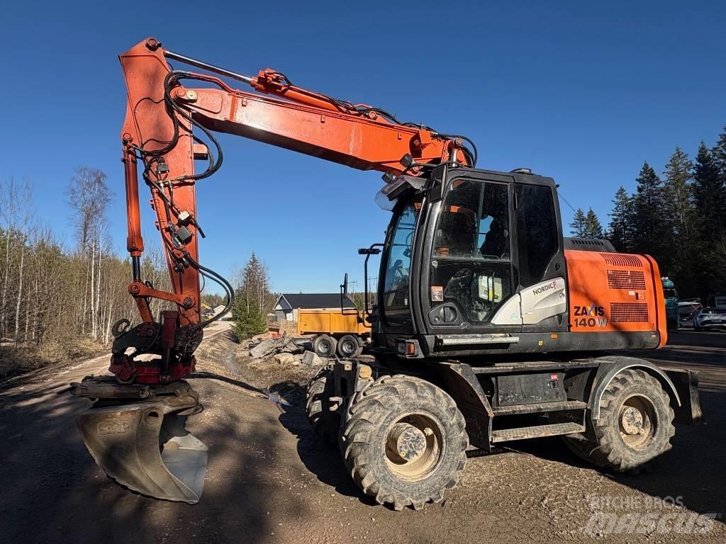 Hitachi ZX 140 W-5B Kolesové rýpadlá