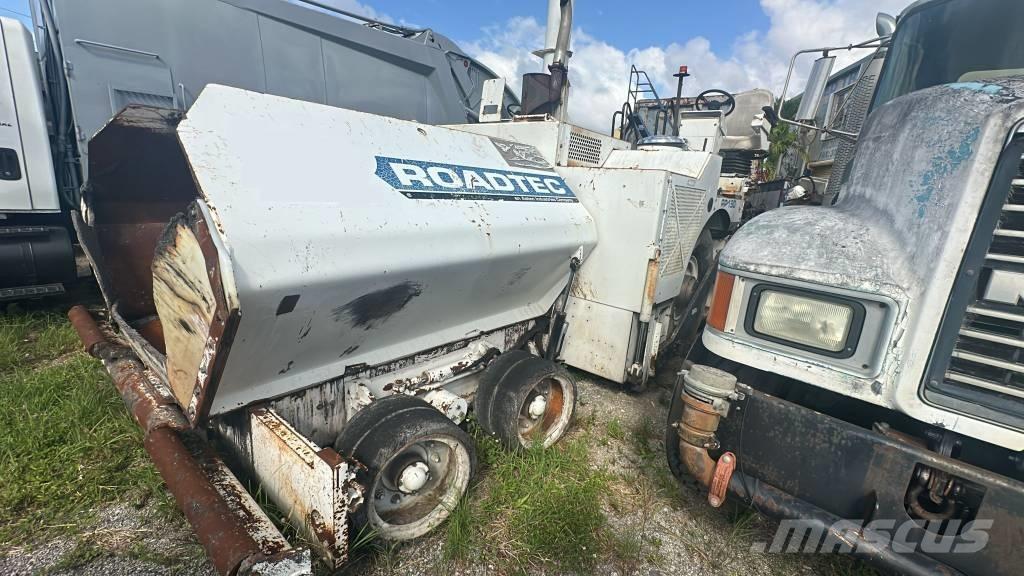 Roadtec RP190 Finišéry