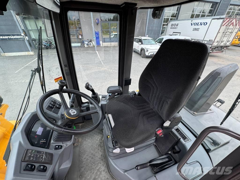 Volvo L 35 G Kolesové nakladače