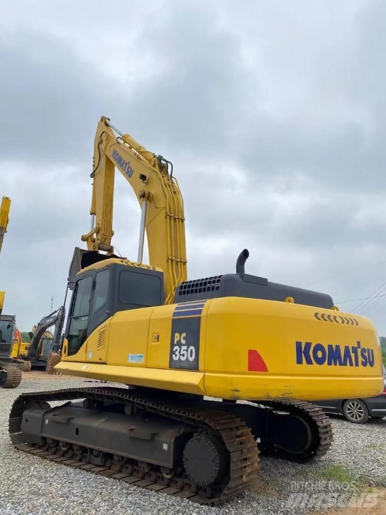 Komatsu 350-7 Pásové rýpadlá