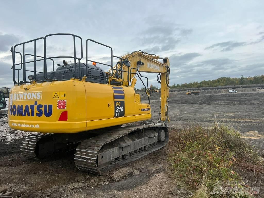Komatsu PC210LC-11 Pásové rýpadlá
