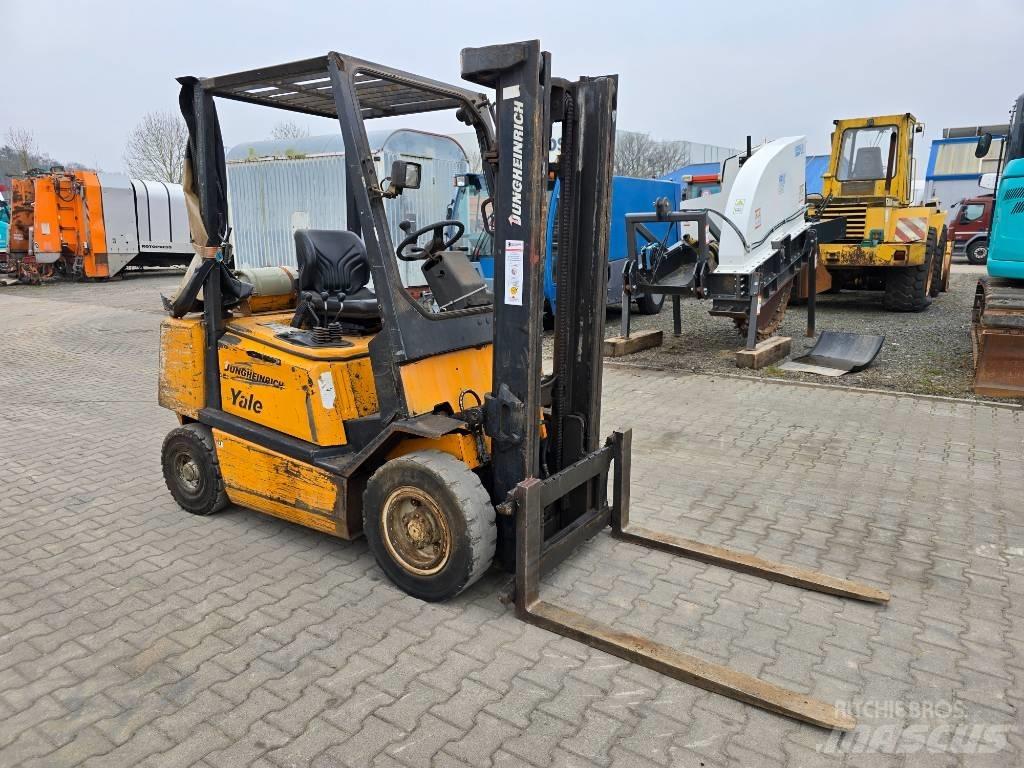 Jungheinrich TFG 25 LPG vozíky