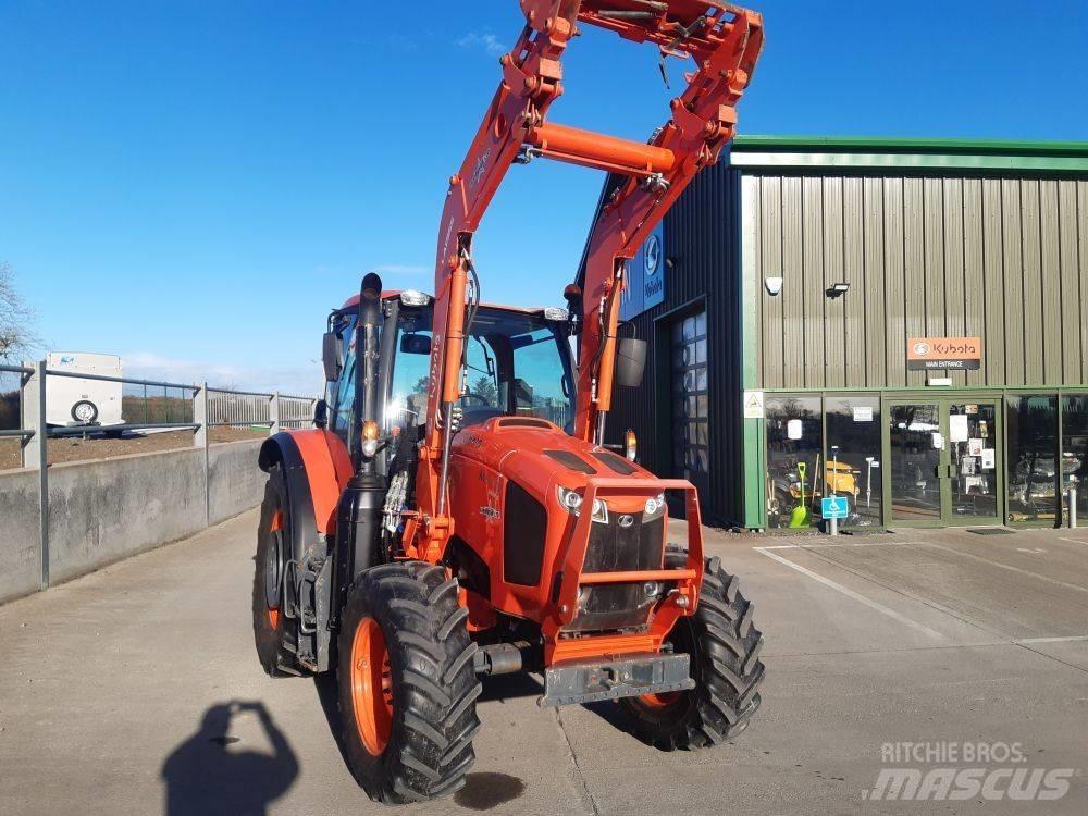 Kubota M6111U Traktory