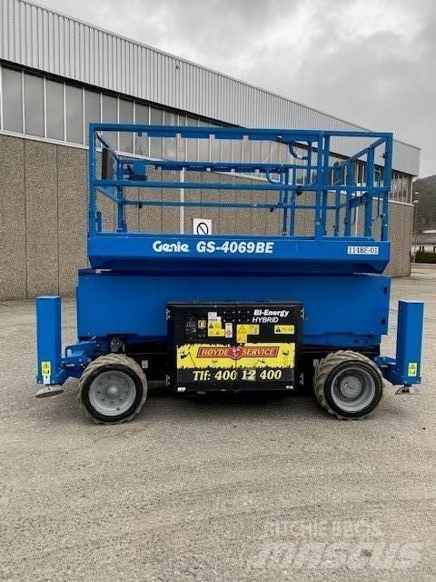 Genie GS-4069 BE Nožnicové zdvíhacie plošiny