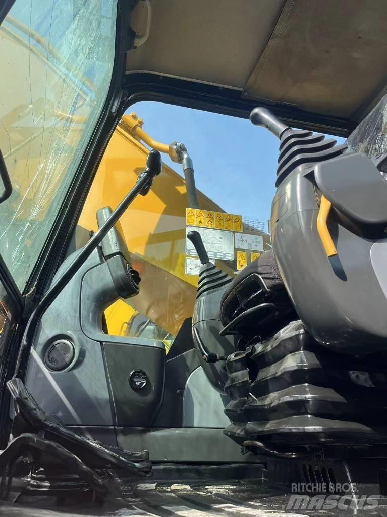 CAT 336 D2 Pásové rýpadlá