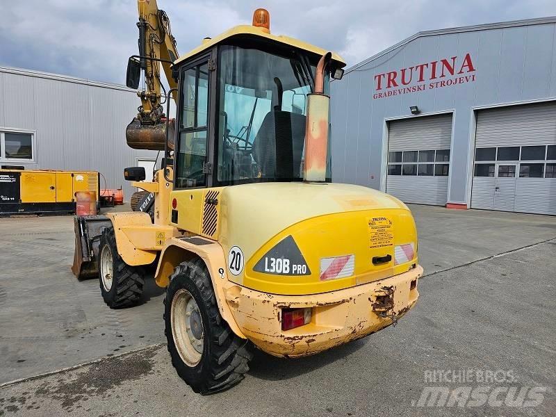 Volvo L 30 B Kolesové nakladače