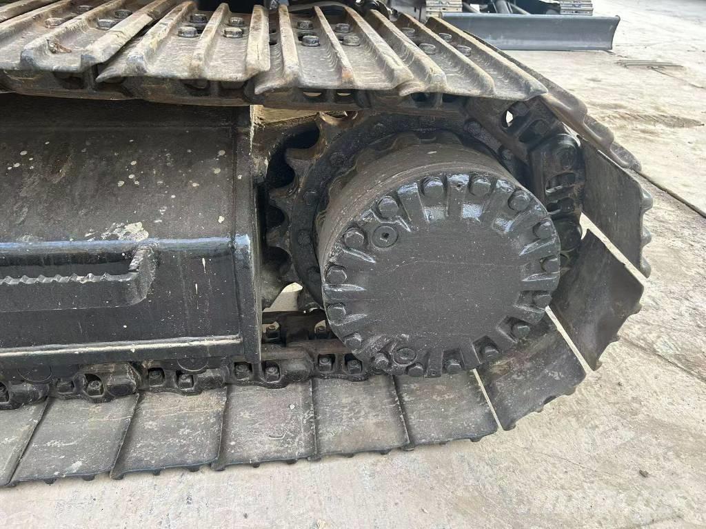 CAT 320 C L Pásové rýpadlá