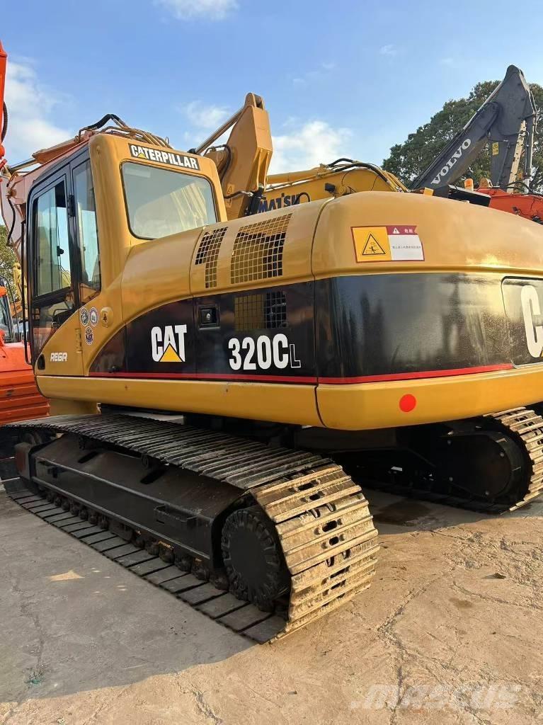 CAT 320 C L Pásové rýpadlá