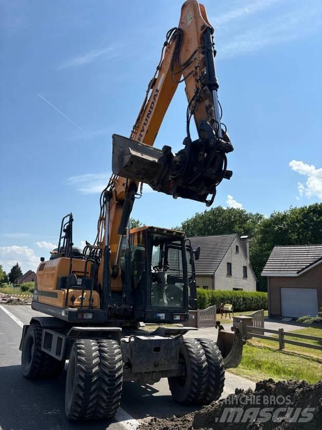 Hyundai HW 140 Kolesové rýpadlá
