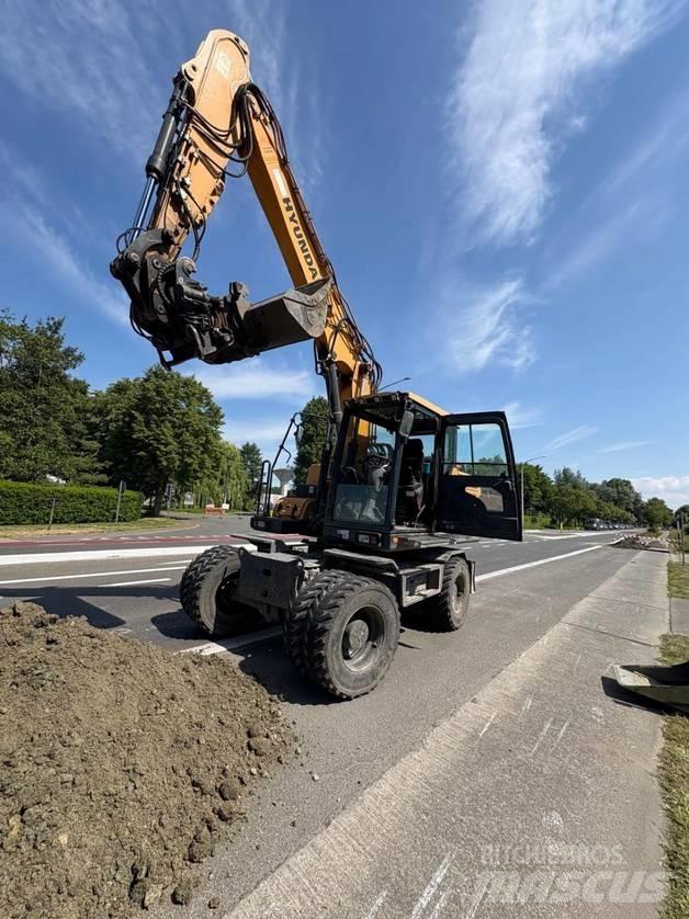 Hyundai HW 140 Kolesové rýpadlá