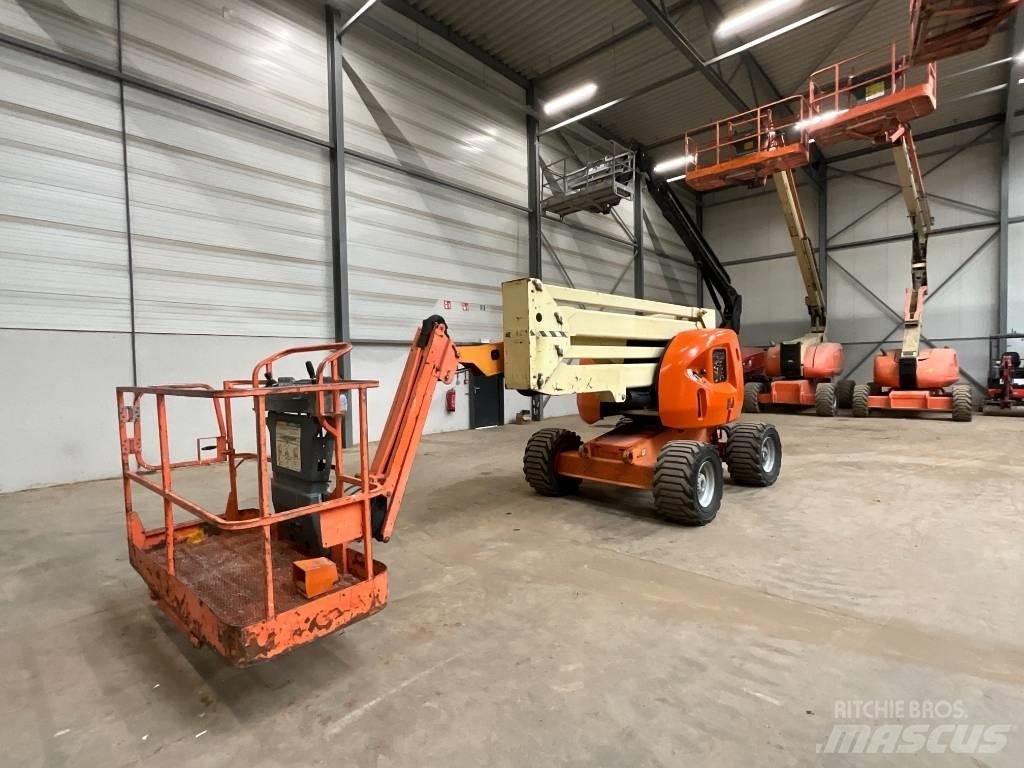 JLG 450 AJ Kĺbové plošiny