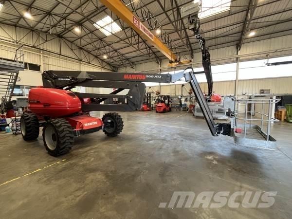 Manitou 200ATJ Kĺbové plošiny