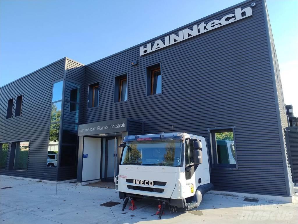 Iveco STRALIS AT Kabíny a interiér