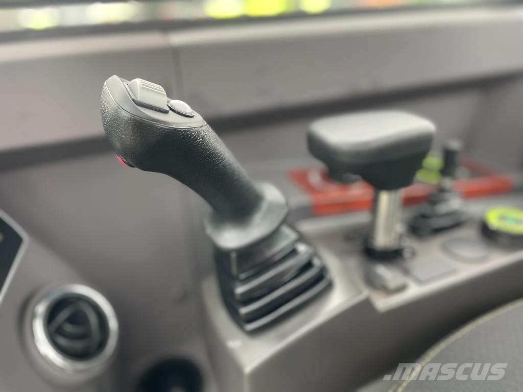 Zoomlion ZE 55 GU Pásové rýpadlá
