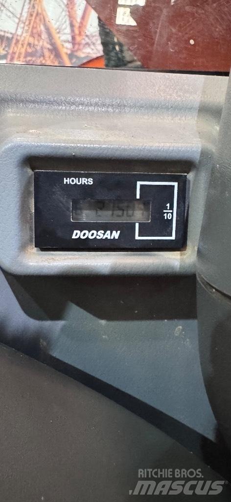 Doosan DX 140 LCR-5 Pásové rýpadlá