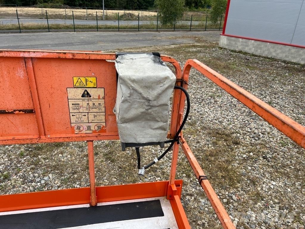 JLG 3394 RT Nožnicové zdvíhacie plošiny