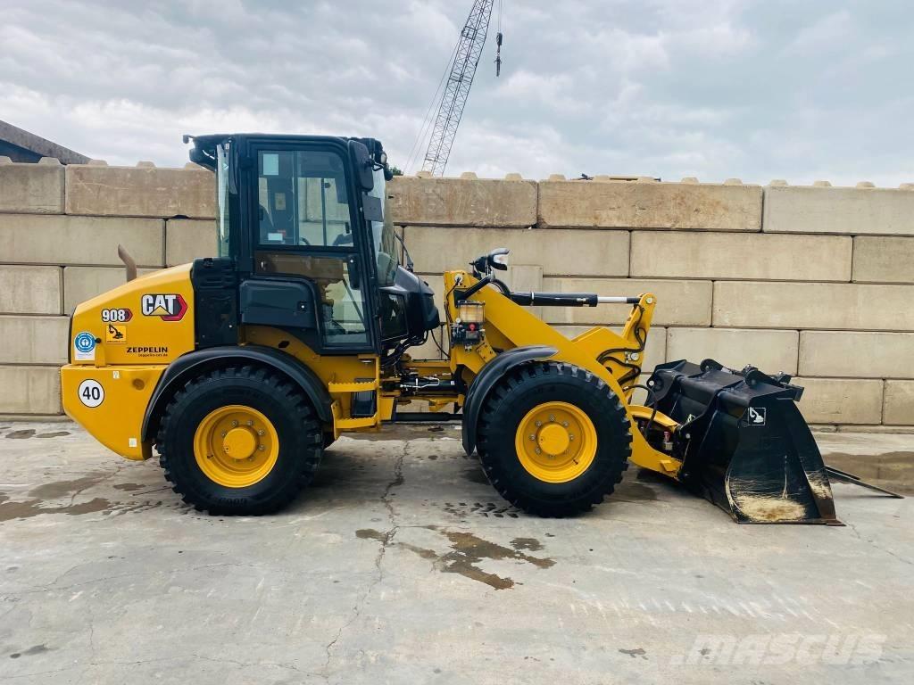 CAT 908-14a Kolesové nakladače