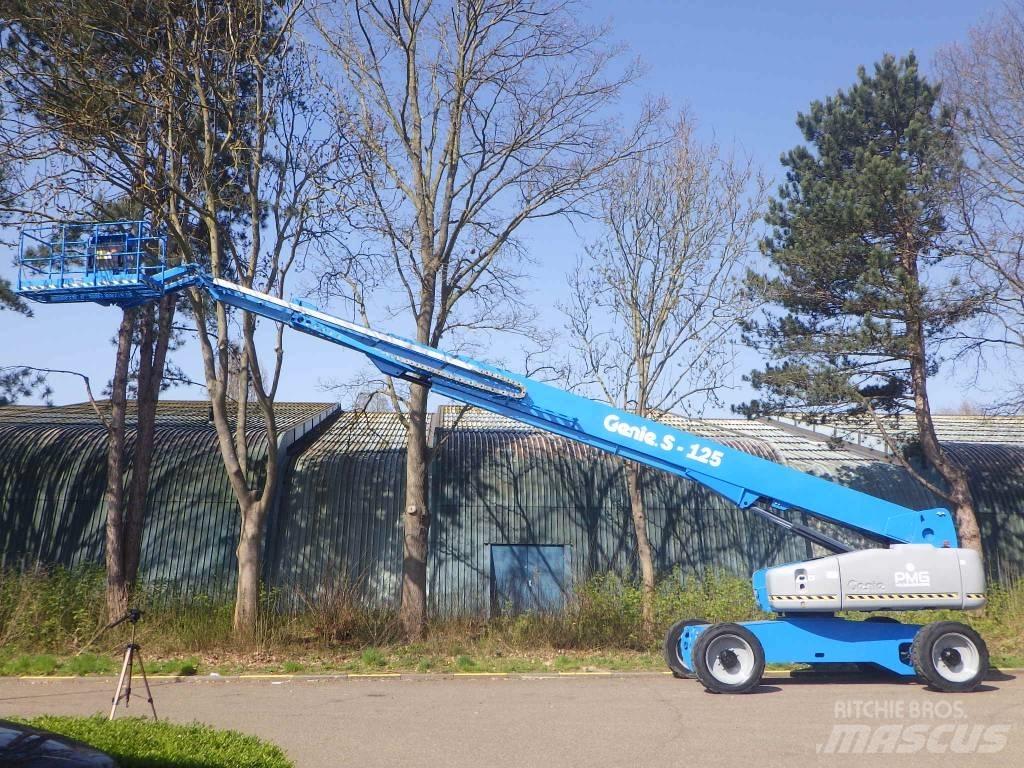 Genie S125 Teleskopické plošiny
