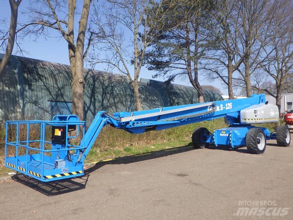 Genie S125 Teleskopické plošiny