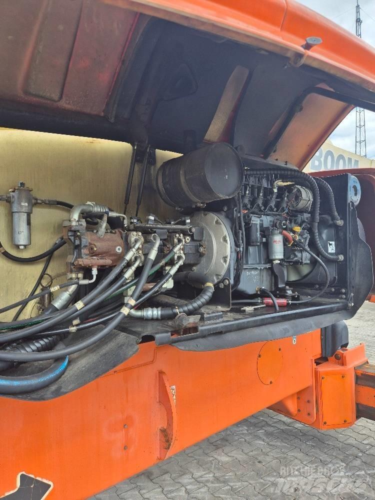JLG 1250 AJP Kĺbové plošiny