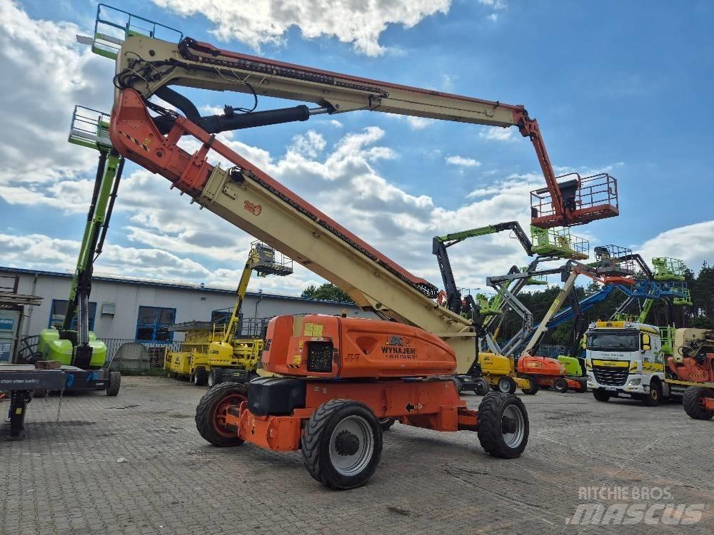 JLG 1250 AJP Kĺbové plošiny