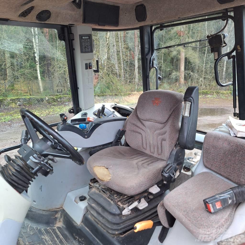 Massey Ferguson 6455 Traktory