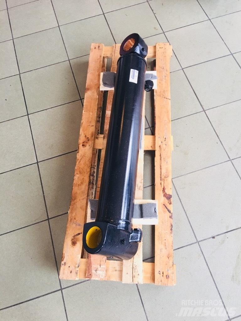 Loglift F604730 Lesné traktory