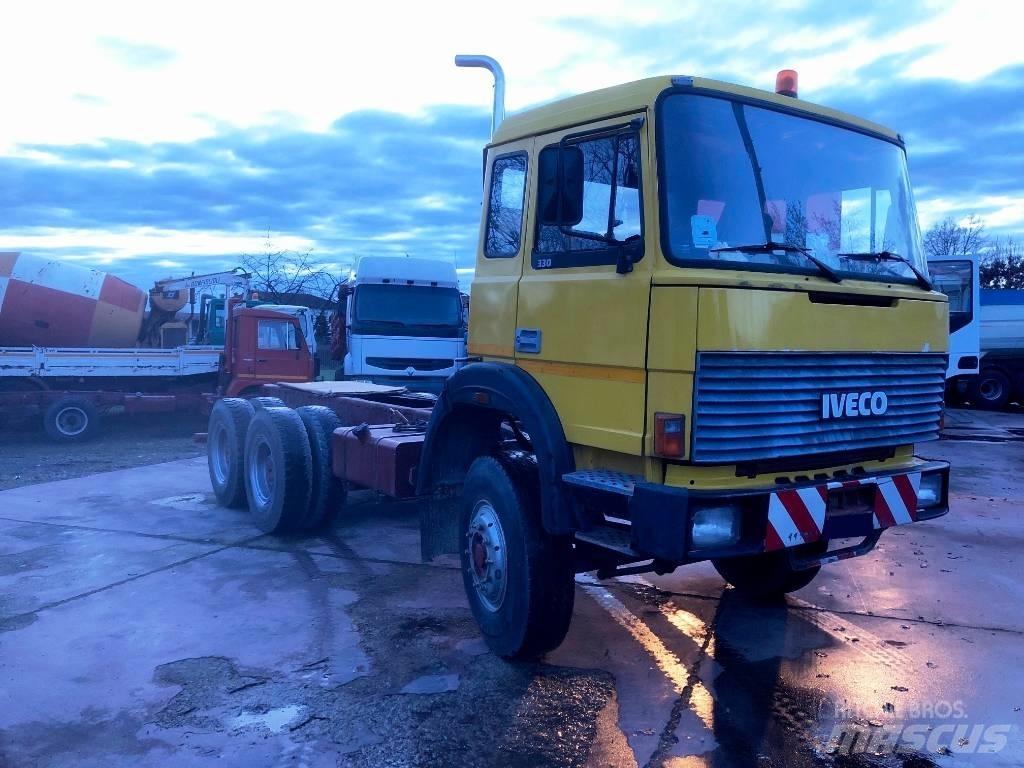 Iveco 330-26 Ďalšie nákladné vozidlá