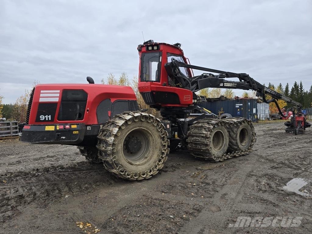 Komatsu 911.7 Harvestory
