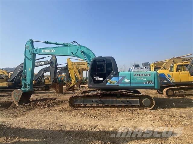 Kobelco SK250-8 Pásové rýpadlá