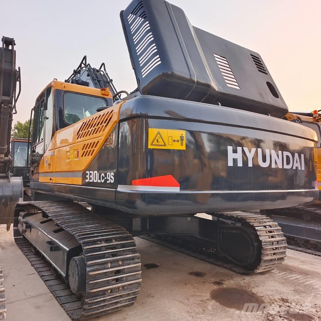 Hyundai 330LC-9T Pásové rýpadlá