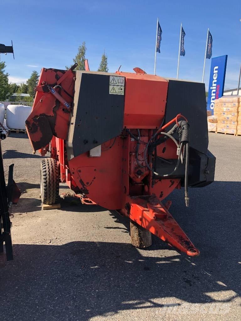 Kuhn 3560 Drviče a rezače balíkov