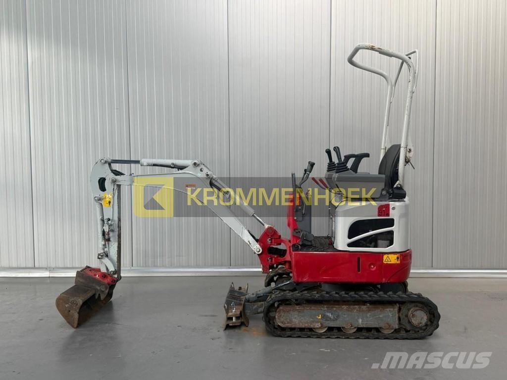 Takeuchi TB 210 R Mini rýpadlá < 7t