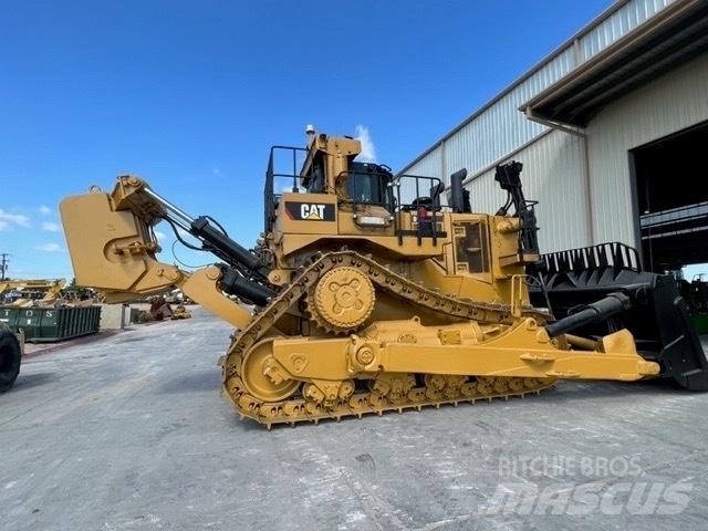 CAT D11T Pásové dozéry