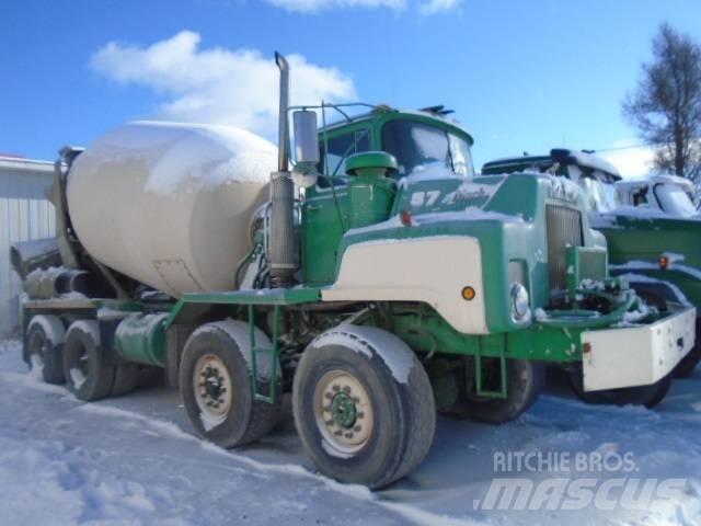 Mack 600 Ďalšie nákladné vozidlá